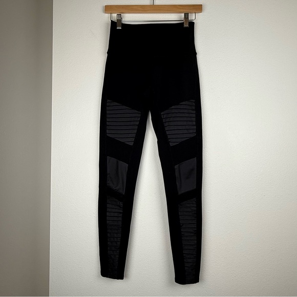 ALO Yoga Black 7/8‎ High-Waist Moto Leggings - Picture 3 of 9